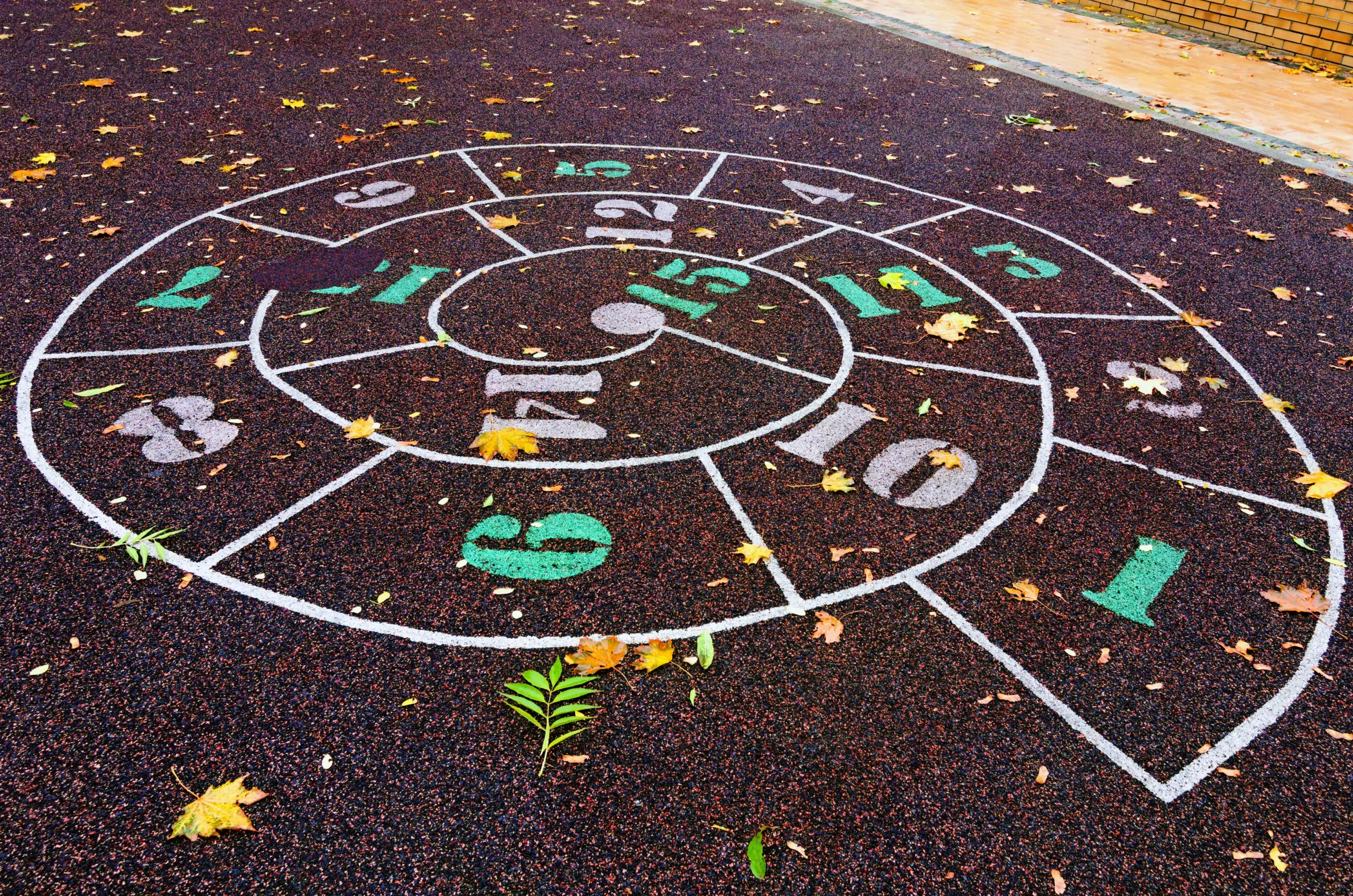 Custom round number playground marking design